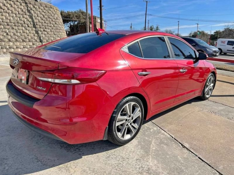 2017 HYUNDAI ELANTRA