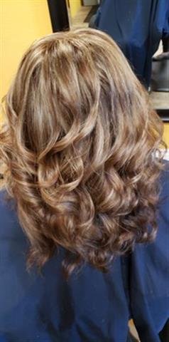 oportunidades 323 Beauty Salon & Barbershop